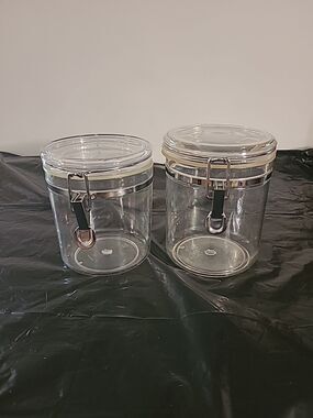 2 Clear Acrylic Kitchen Canisters Airtight Clamp Lids 6.5"x5" & 5.75"x5"